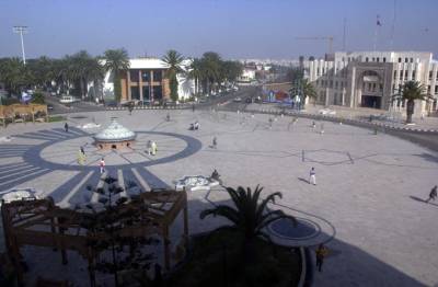 tajineeeeeeeeeee koulchi kayena khasa ra li9ama